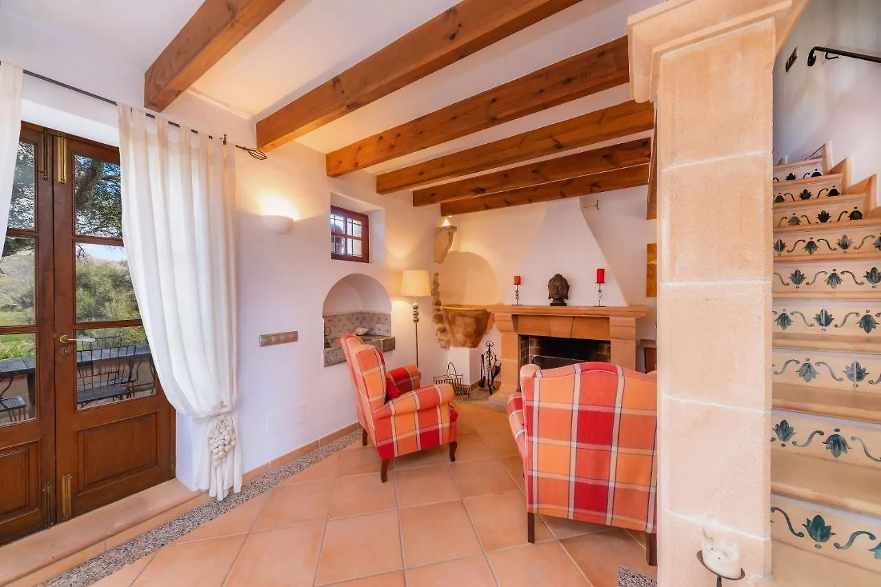 Holiday home Es Garrovers Capdepera