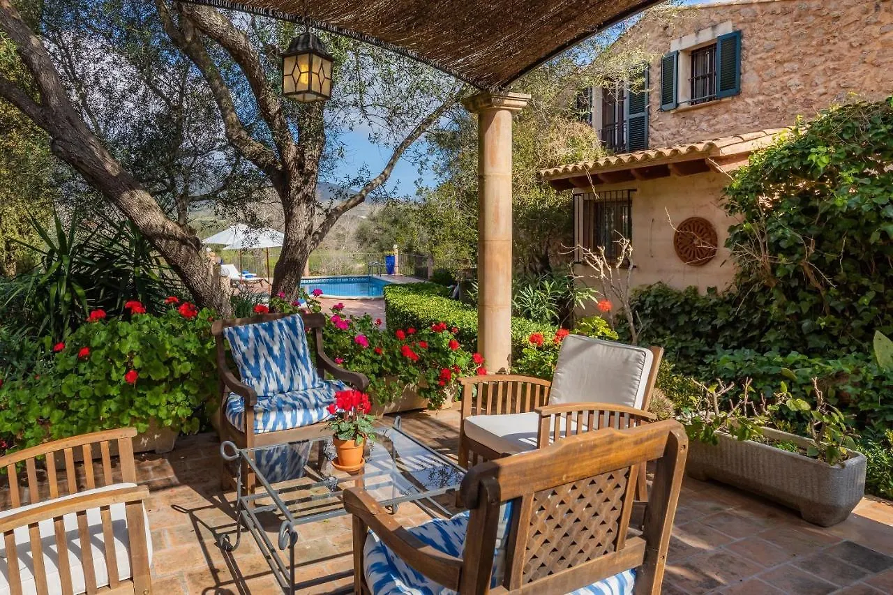 Holiday home Es Garrovers Capdepera