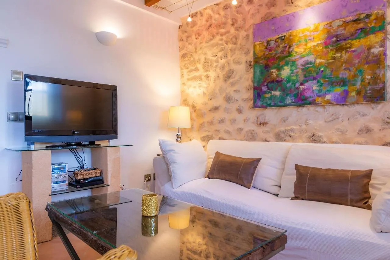 Es Garrovers Capdepera  Holiday home